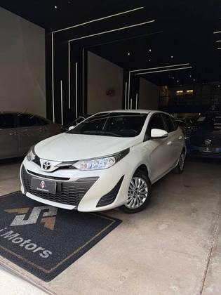 TOYOTA YARIS 1.3 16V FLEX XL LIVE MULTIDRIVE TOYOTA YARIS 1.3 16V FLEX XL LIVE MULTIDRIVE